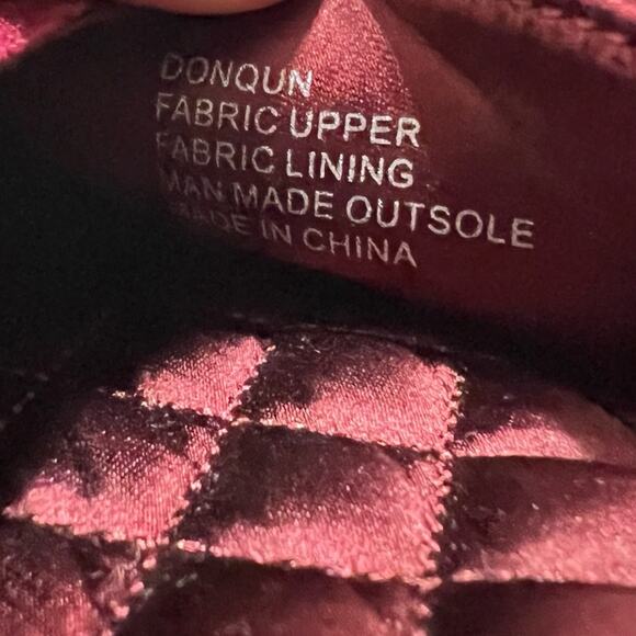 Birdies The Swan - Wine Gem Bracelet Size 7 - Picture 15 of 15